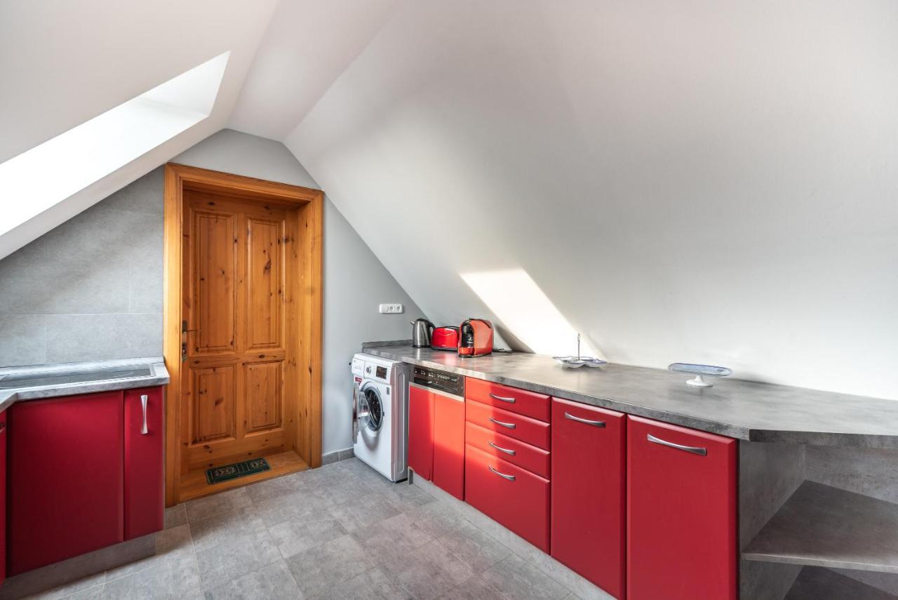 Buzavirag Apartman Keszthely Εξωτερικό φωτογραφία