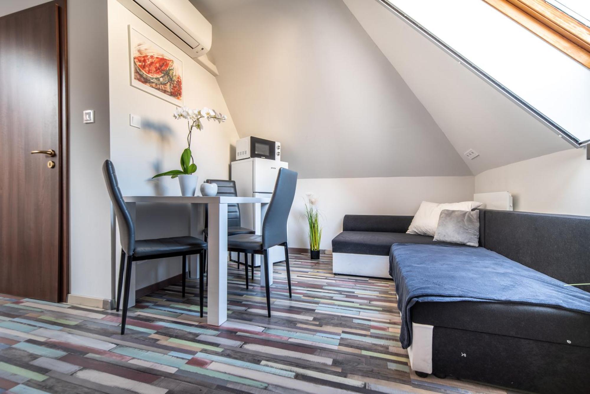 Buzavirag Apartman Keszthely Εξωτερικό φωτογραφία